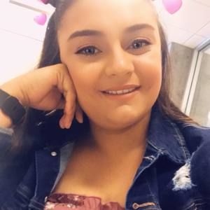 Meet your Posher, Cecilia